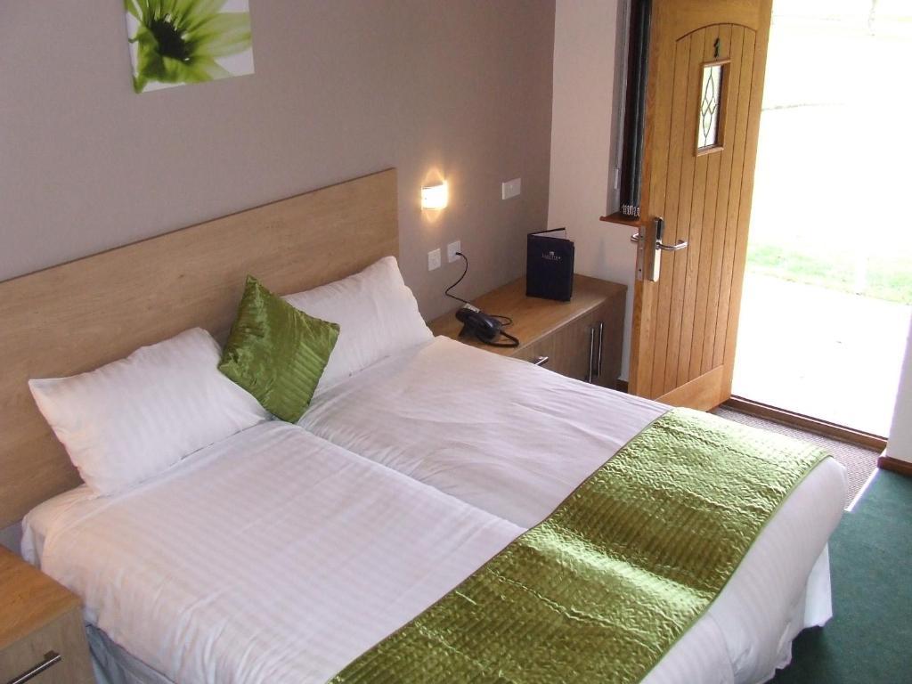ホテル Calderfields Golf & Country Club ウォールソール 部屋 写真