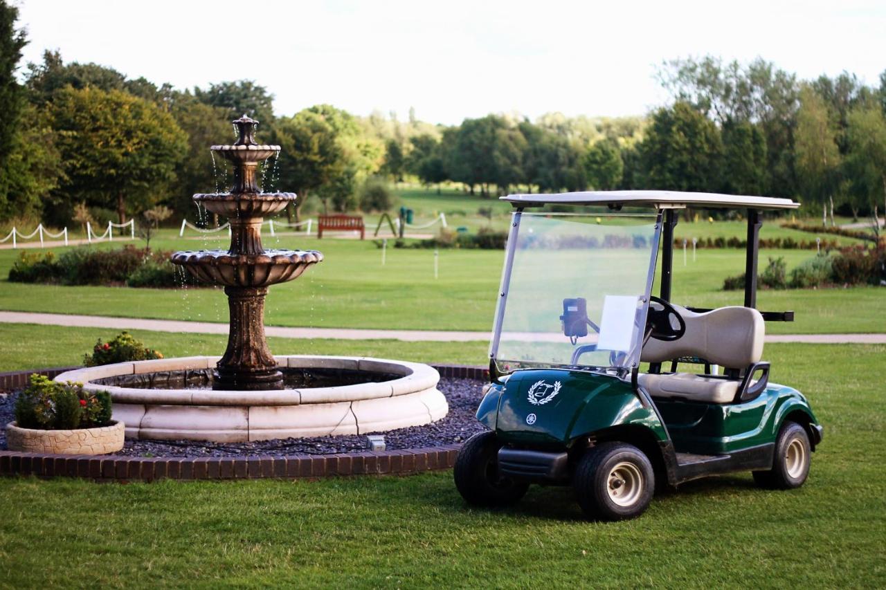 ホテル Calderfields Golf & Country Club ウォールソール エクステリア 写真